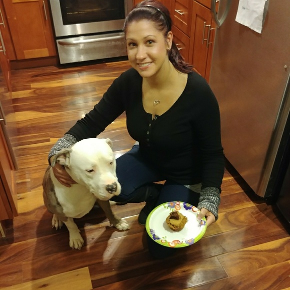 Meet Your Posher, Carmen - Picture 6 of 8